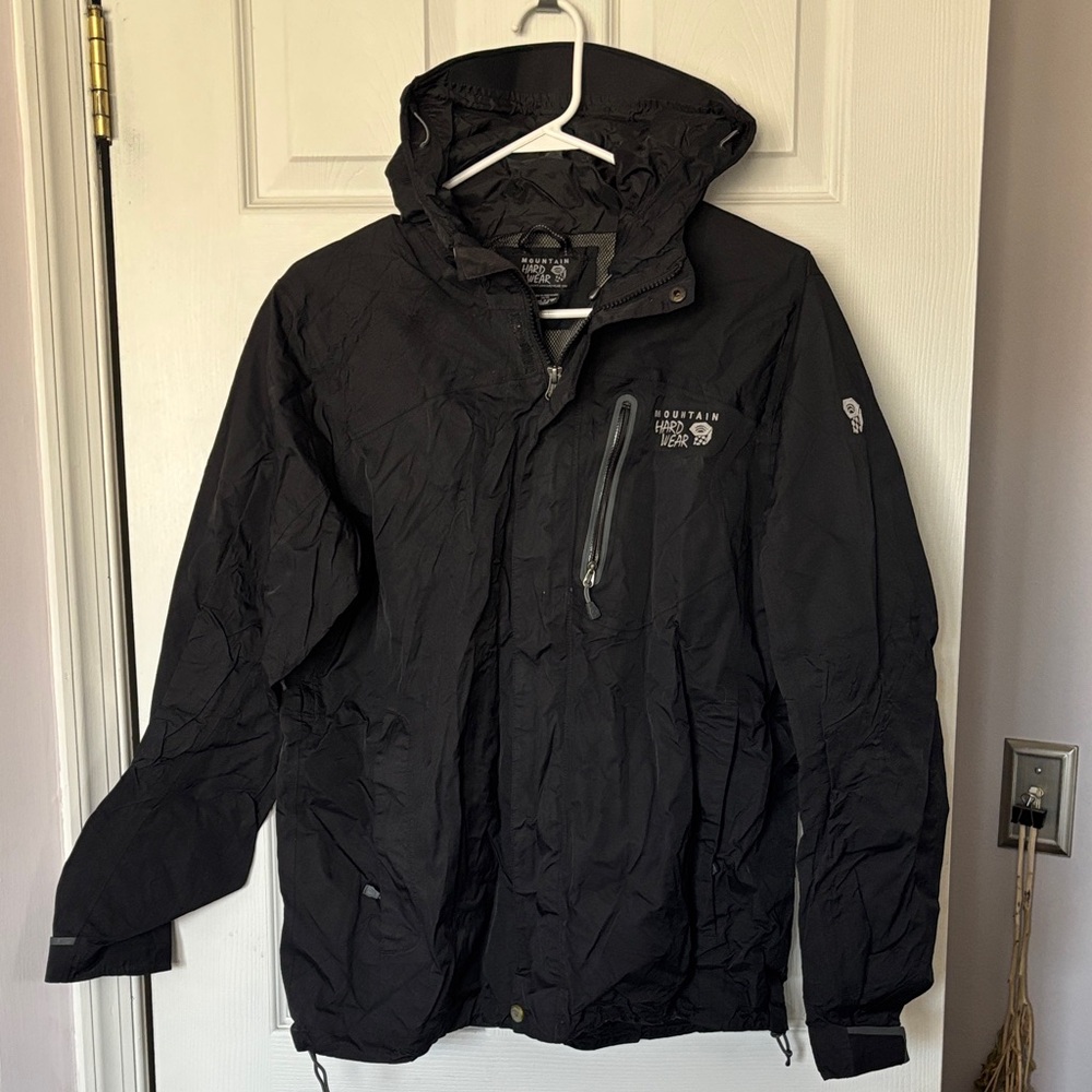 Mountain Hardwear Men's Black Raincoat